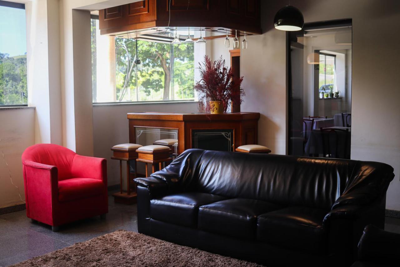 Hotel & Restaurante Paraiso Ponte Nova - Proximo A Faculdade Dinamica Екстериор снимка