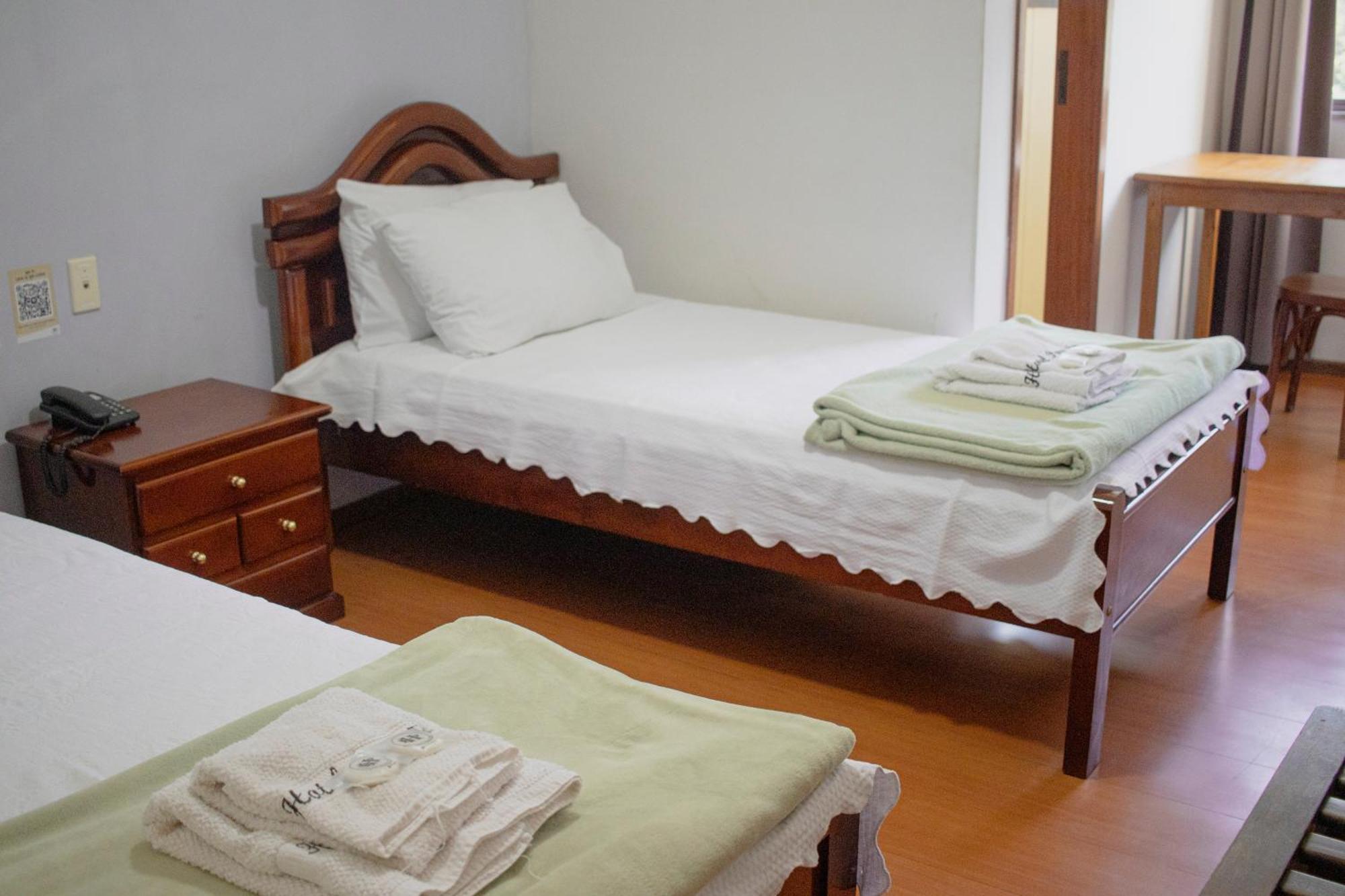 Hotel & Restaurante Paraiso Ponte Nova - Proximo A Faculdade Dinamica Екстериор снимка